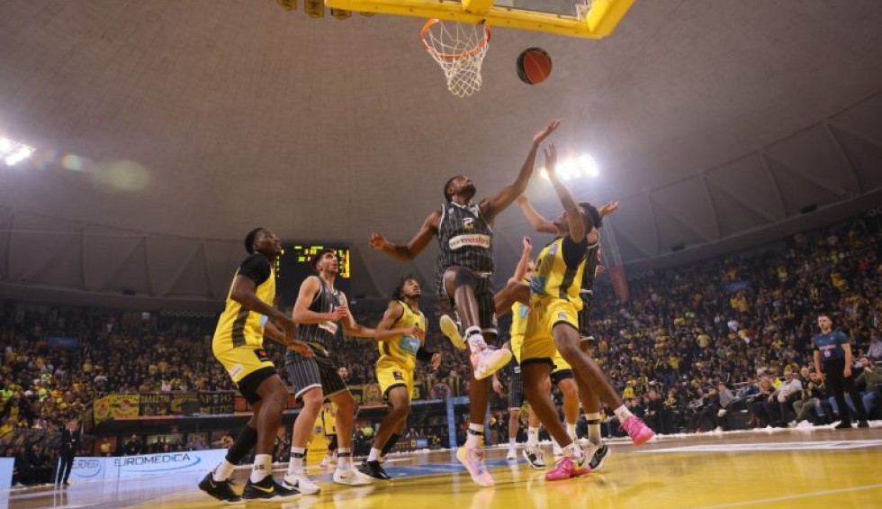 A generic square placeholder image with rounded corners in a figure.