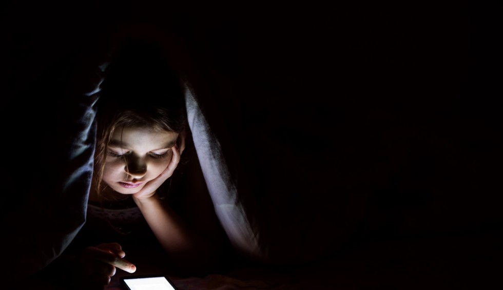 A generic square placeholder image with rounded corners in a figure.