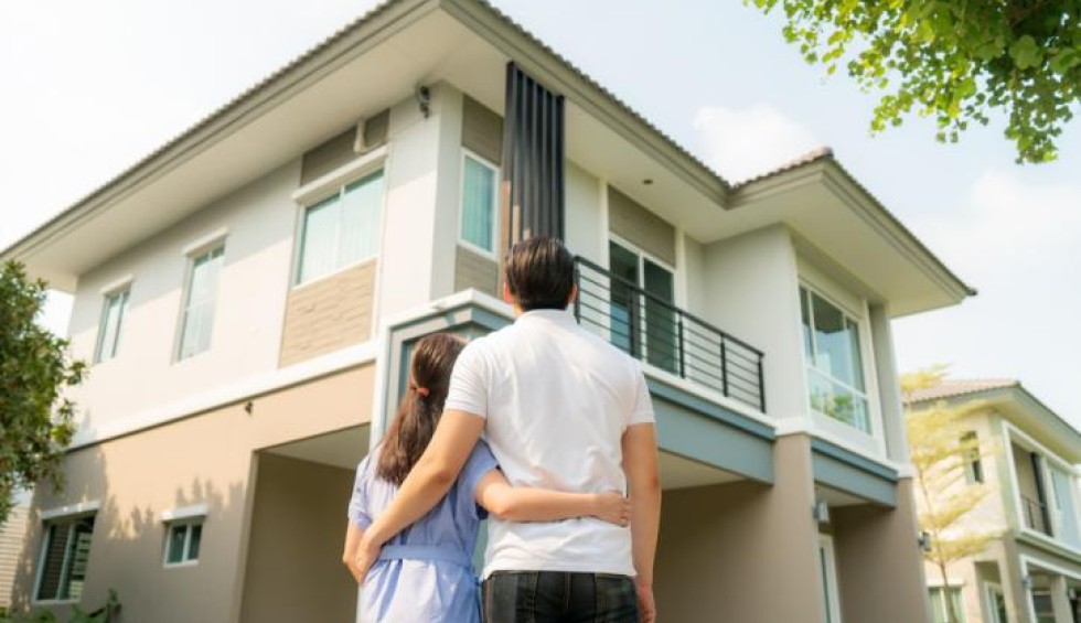 A generic square placeholder image with rounded corners in a figure.