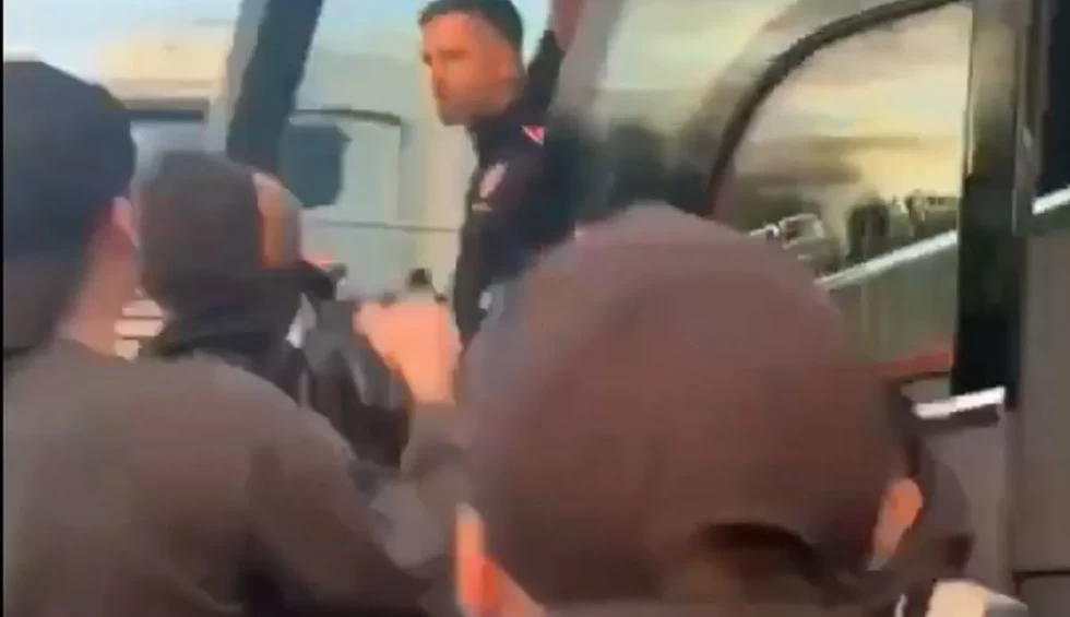 A generic square placeholder image with rounded corners in a figure.