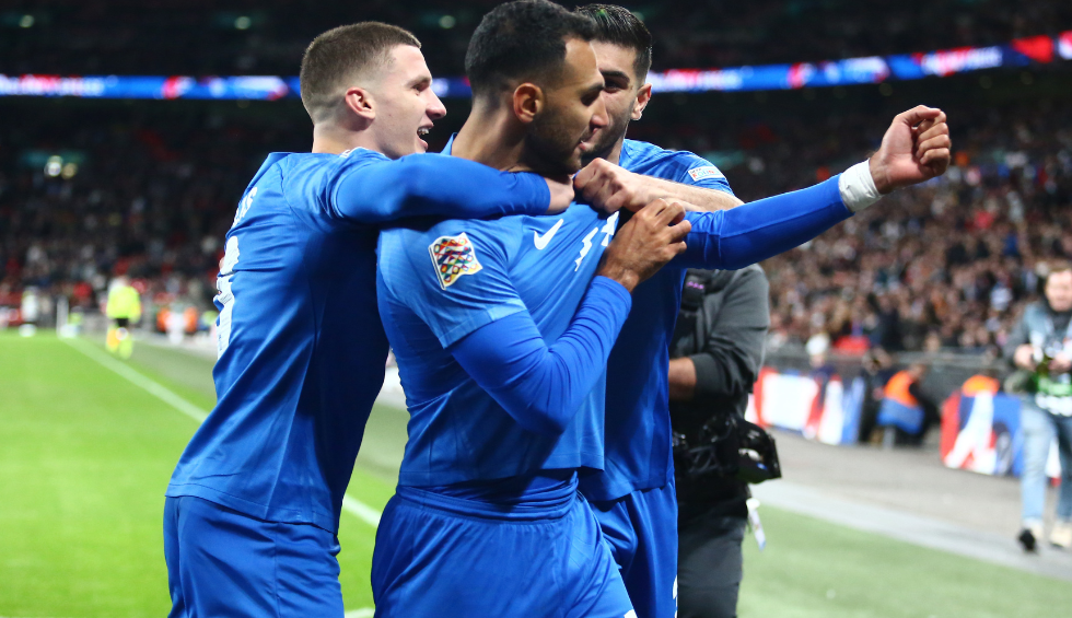 A generic square placeholder image with rounded corners in a figure.