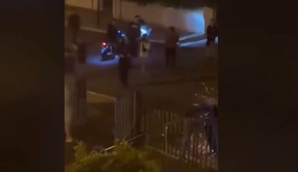 A generic square placeholder image with rounded corners in a figure.