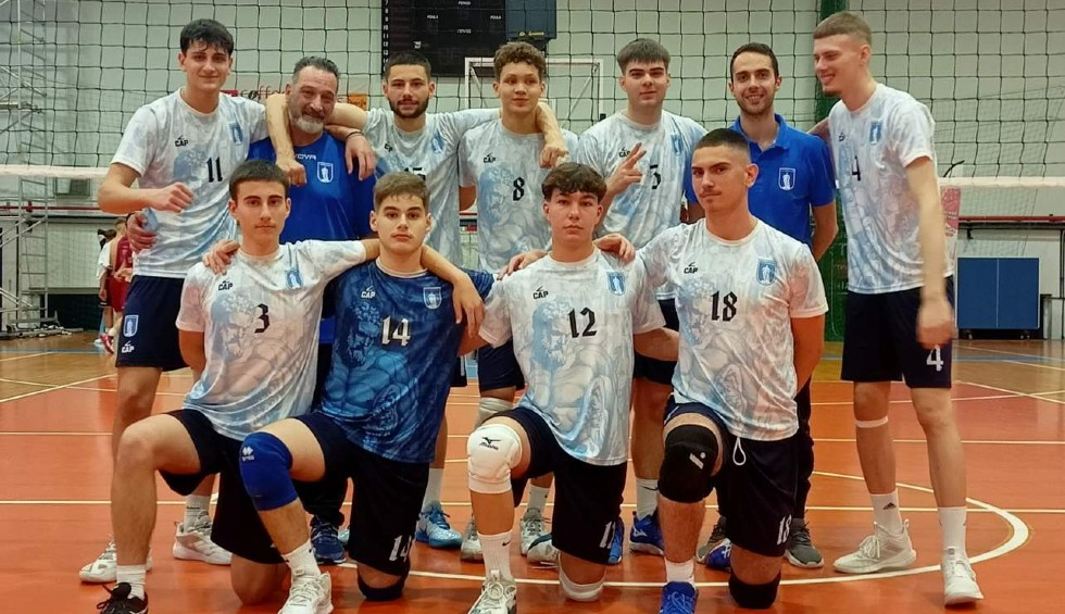 A generic square placeholder image with rounded corners in a figure.