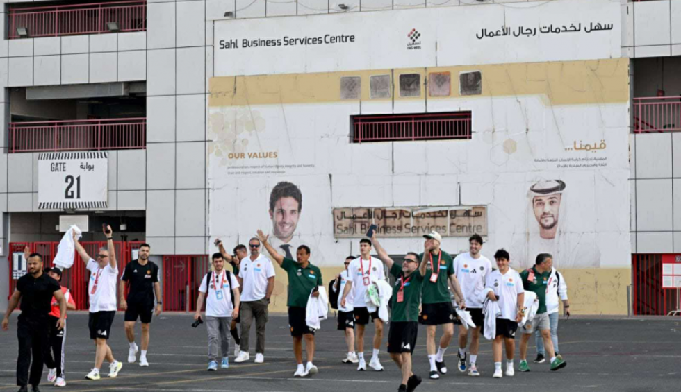 A generic square placeholder image with rounded corners in a figure.