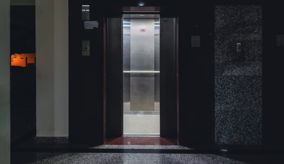 A generic square placeholder image with rounded corners in a figure.