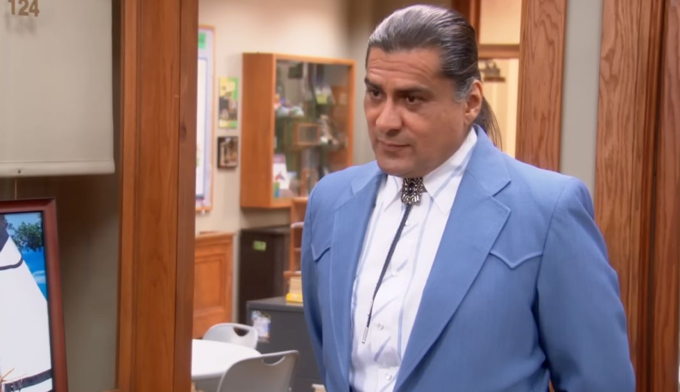 A generic square placeholder image with rounded corners in a figure.