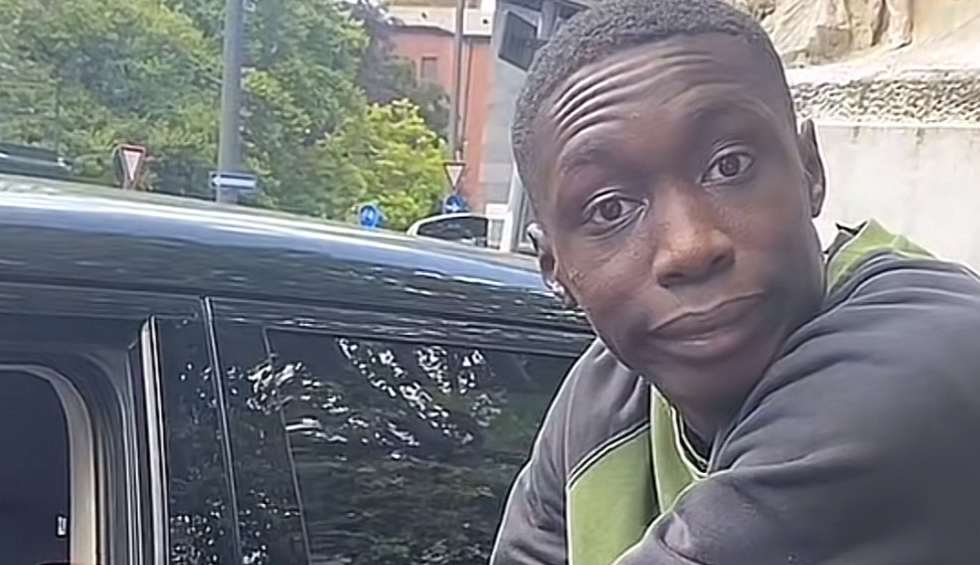 A generic square placeholder image with rounded corners in a figure.