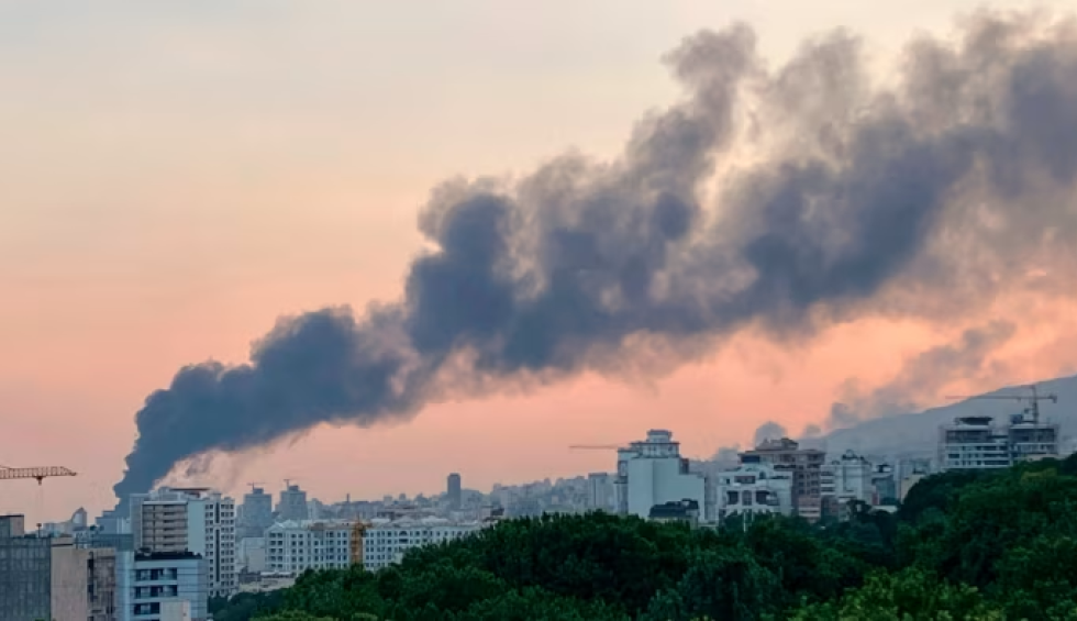 A generic square placeholder image with rounded corners in a figure.