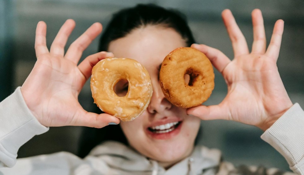 A generic square placeholder image with rounded corners in a figure.