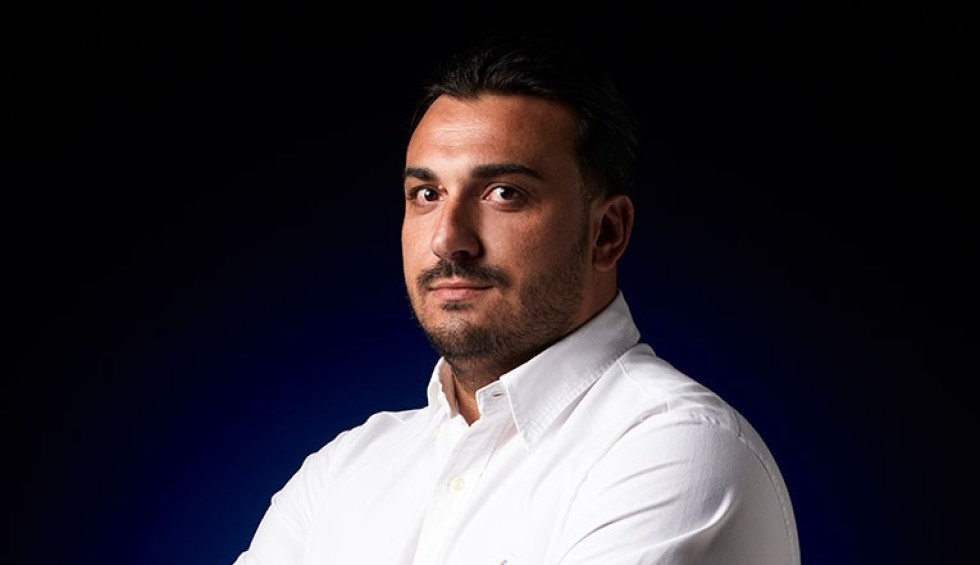 A generic square placeholder image with rounded corners in a figure.