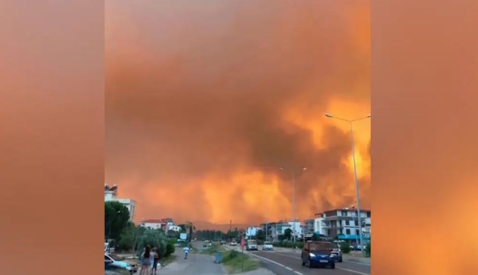 A generic square placeholder image with rounded corners in a figure.