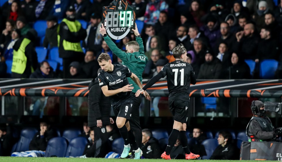 A generic square placeholder image with rounded corners in a figure.