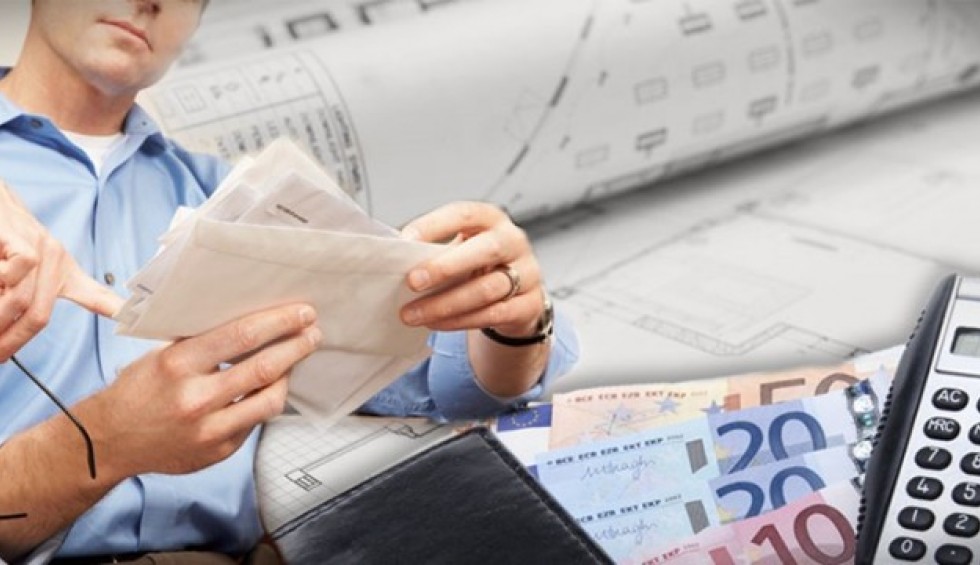 A generic square placeholder image with rounded corners in a figure.