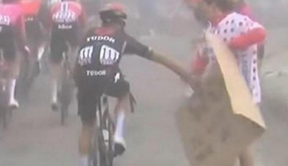 A generic square placeholder image with rounded corners in a figure.