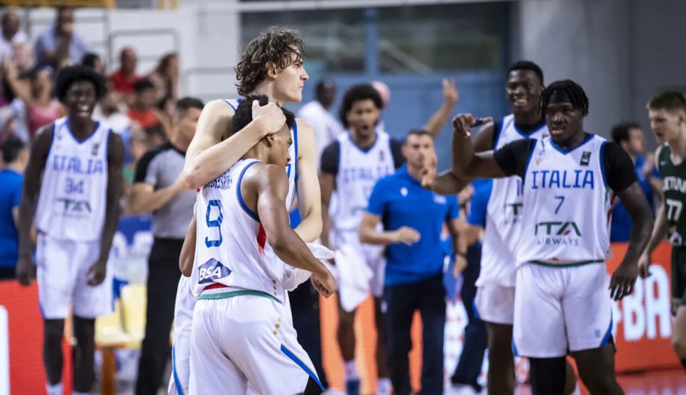 A generic square placeholder image with rounded corners in a figure.