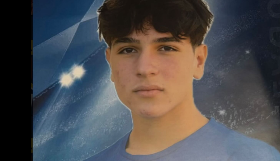 A generic square placeholder image with rounded corners in a figure.