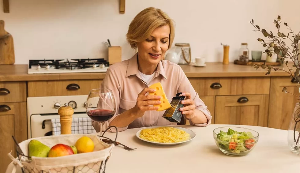 A generic square placeholder image with rounded corners in a figure.