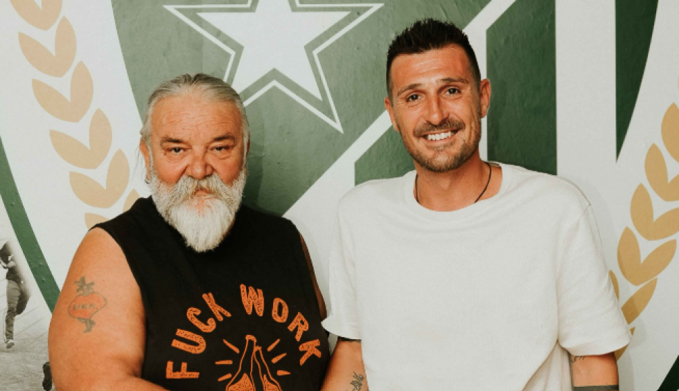 A generic square placeholder image with rounded corners in a figure.