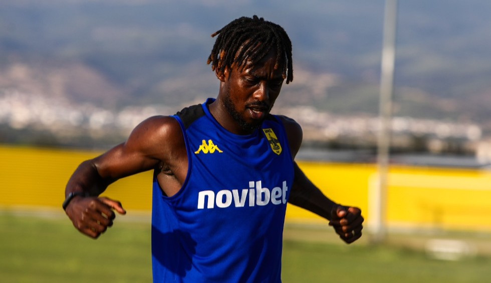 A generic square placeholder image with rounded corners in a figure.