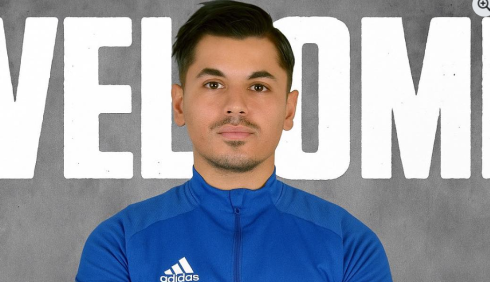 A generic square placeholder image with rounded corners in a figure.