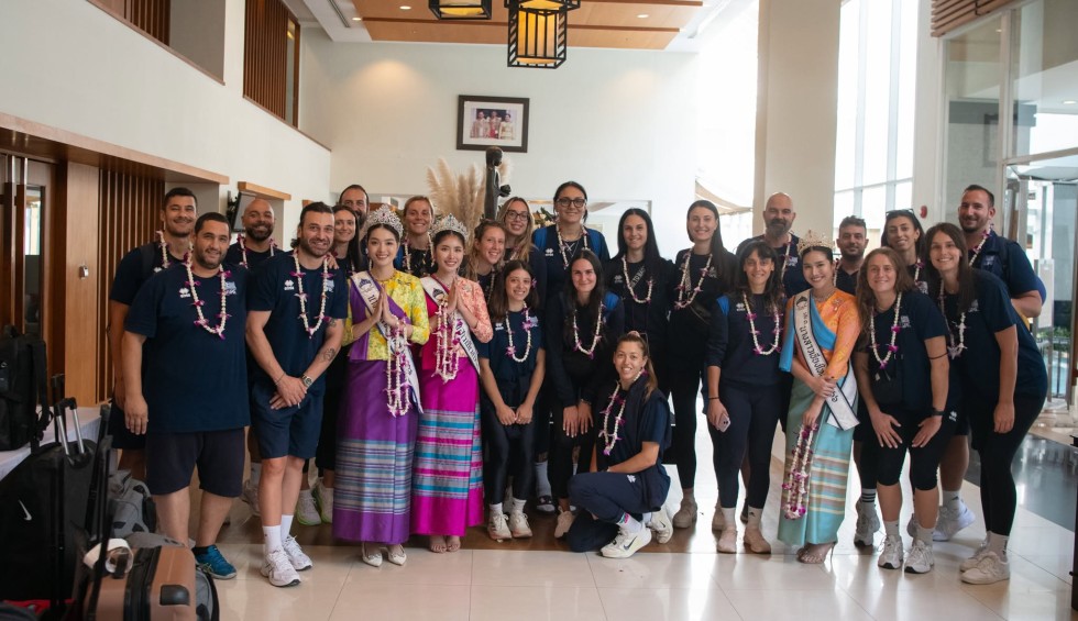 A generic square placeholder image with rounded corners in a figure.