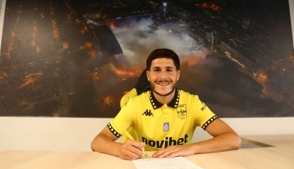 A generic square placeholder image with rounded corners in a figure.