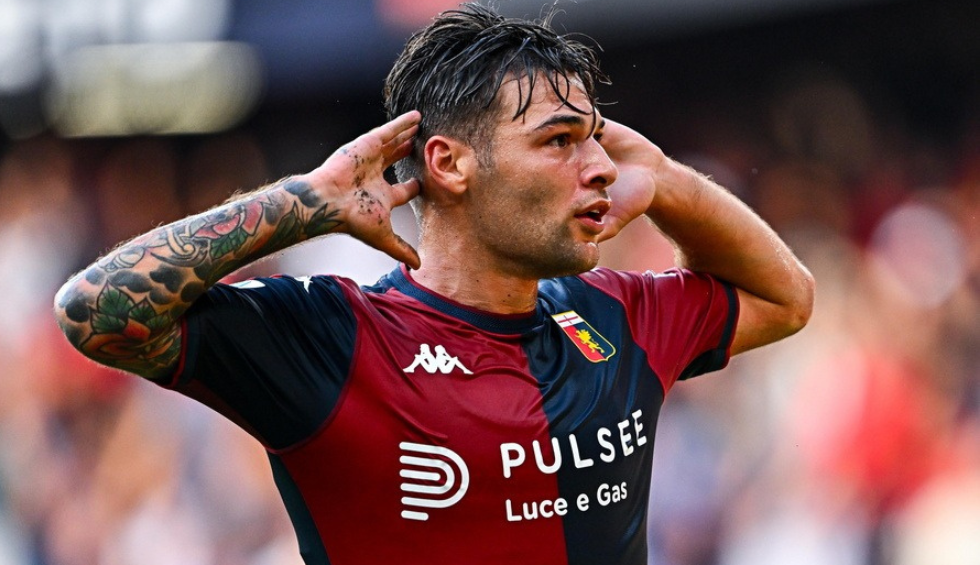 A generic square placeholder image with rounded corners in a figure.