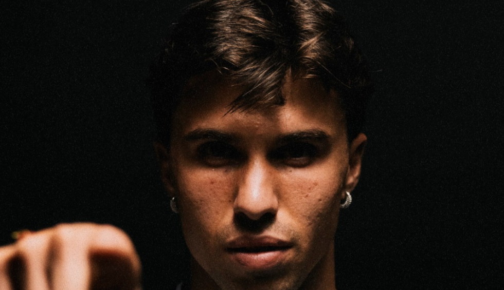 A generic square placeholder image with rounded corners in a figure.