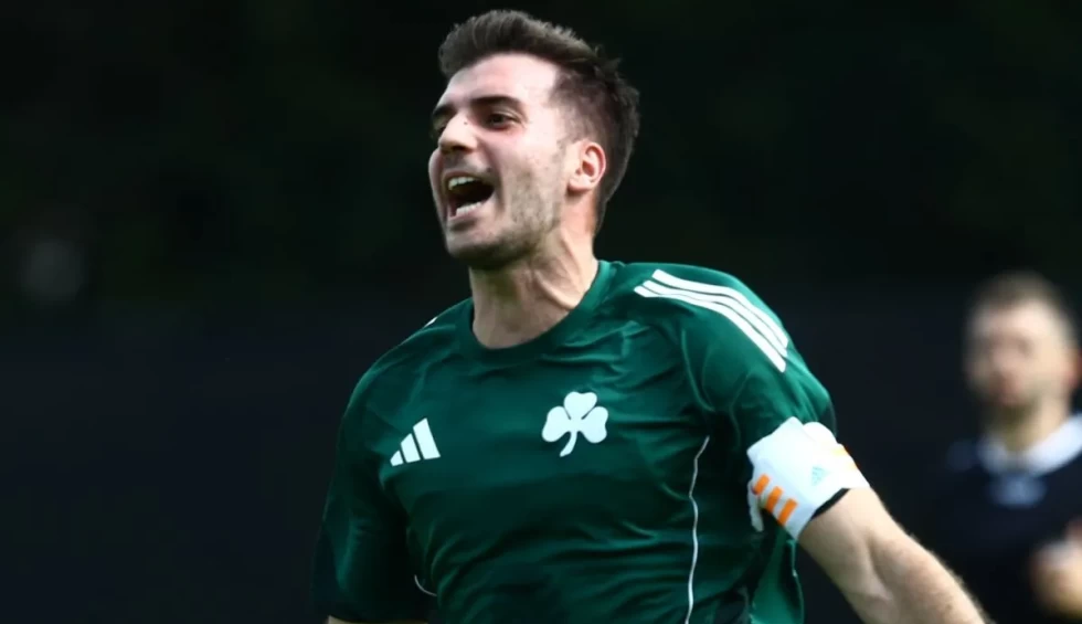 A generic square placeholder image with rounded corners in a figure.