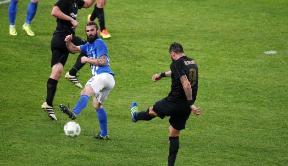 A generic square placeholder image with rounded corners in a figure.