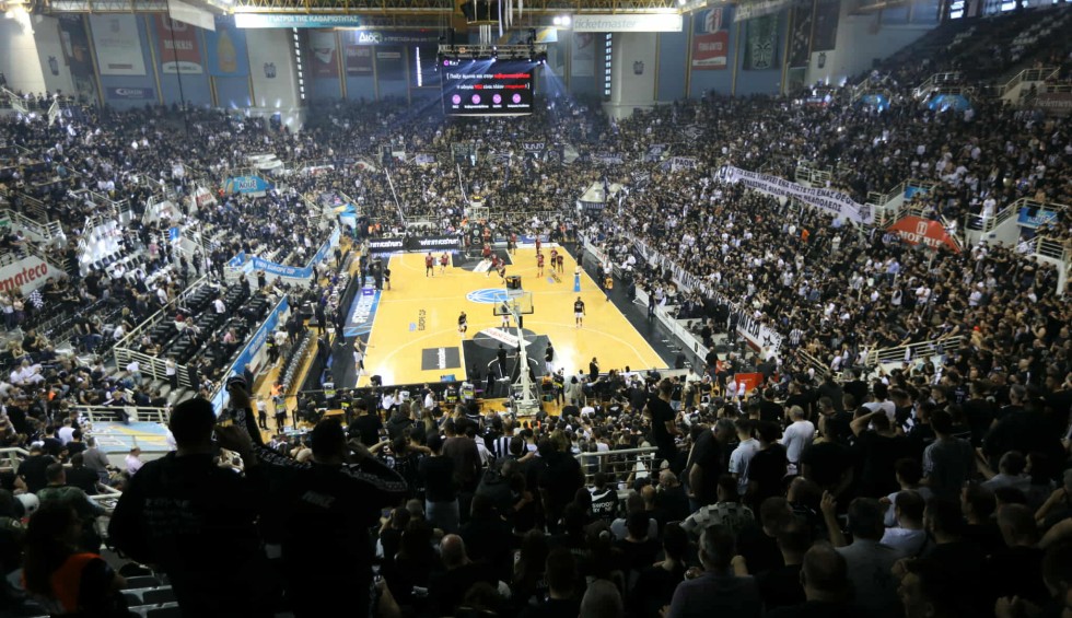 Τι δείχνει για τον Μυστακίδη η απάντησή του στο πιπίλισμα της καραμέλας... “γιατί δεν παίρνει το μπάσκετ;”