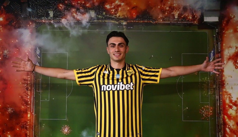 A generic square placeholder image with rounded corners in a figure.