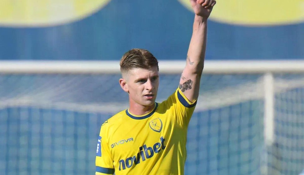 A generic square placeholder image with rounded corners in a figure.