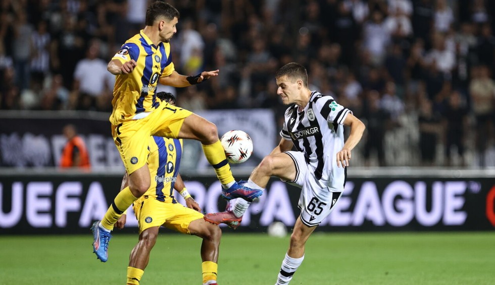 A generic square placeholder image with rounded corners in a figure.