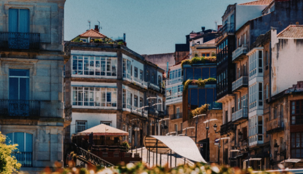 A generic square placeholder image with rounded corners in a figure.