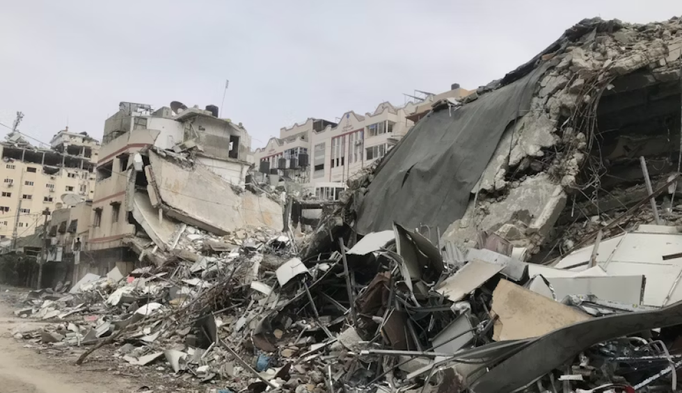 A generic square placeholder image with rounded corners in a figure.