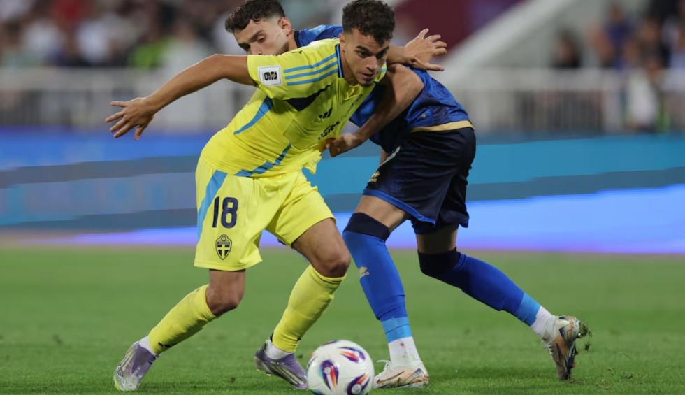 A generic square placeholder image with rounded corners in a figure.