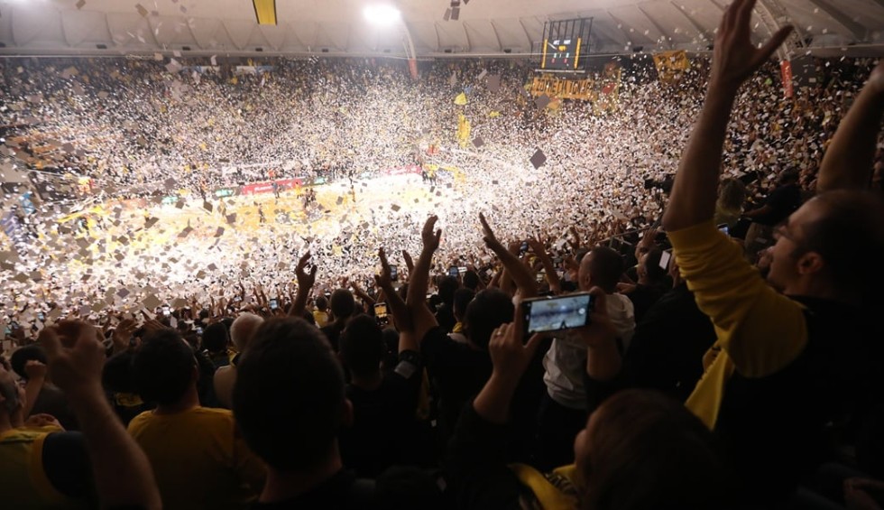 A generic square placeholder image with rounded corners in a figure.