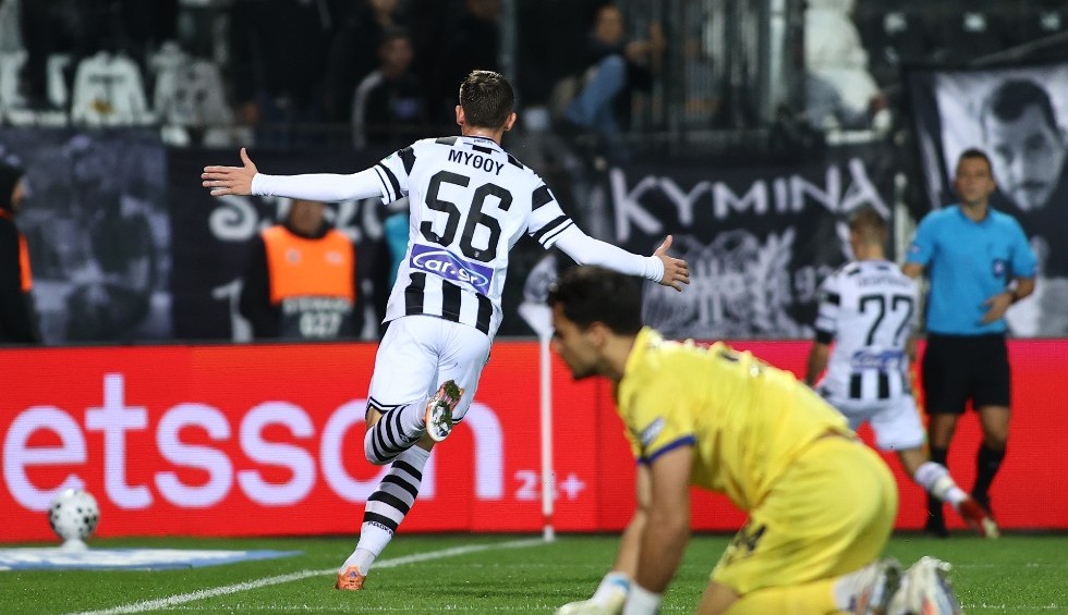 Τι... συνδέει Μύθου και Κλάους Αθανασιάδη!