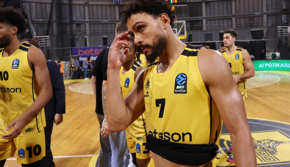 Άρης: Ο Νουά, ο Γκριν, το… γκολ του Φορμπς και το χειροκρότημα που δείχνει πολλά