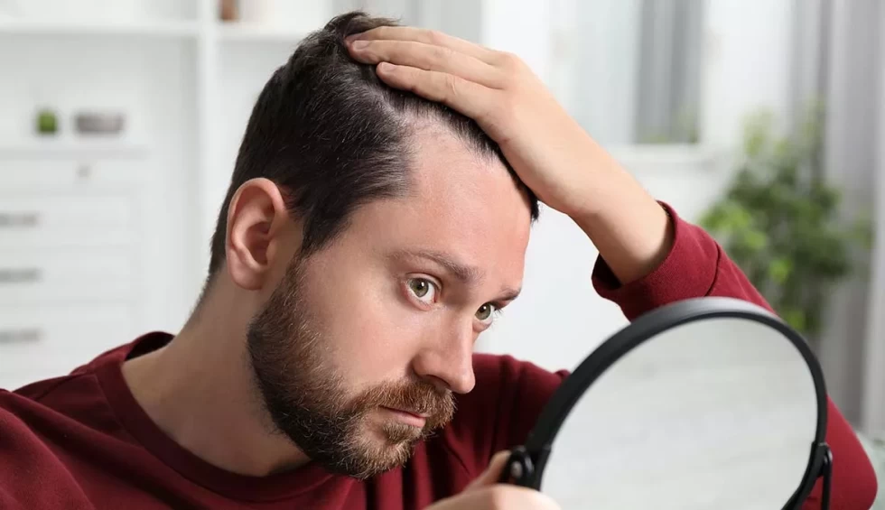 Τριχόπτωση: Νέος φυσικός ορός από την Ταϊβάν υπόσχεται αναγέννηση των μαλλιών