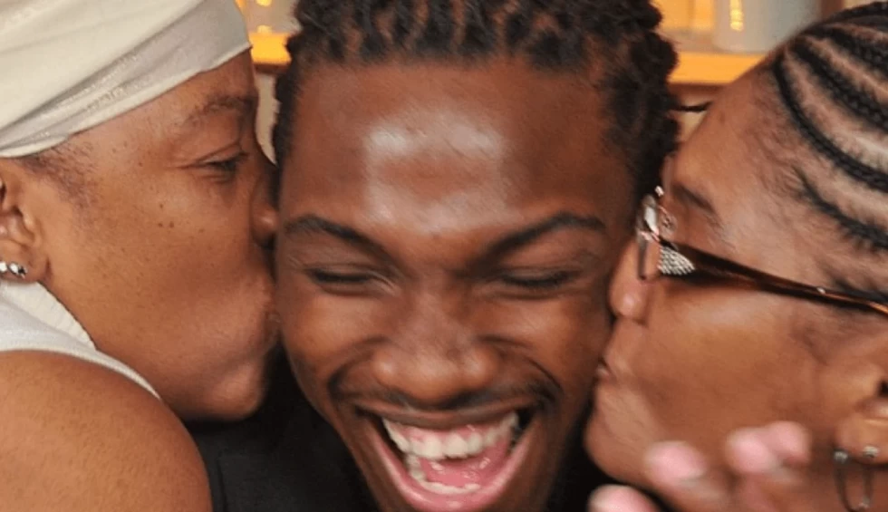 A generic square placeholder image with rounded corners in a figure.