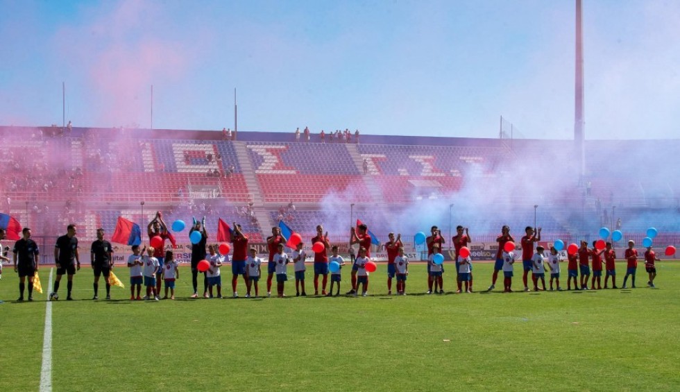 A generic square placeholder image with rounded corners in a figure.