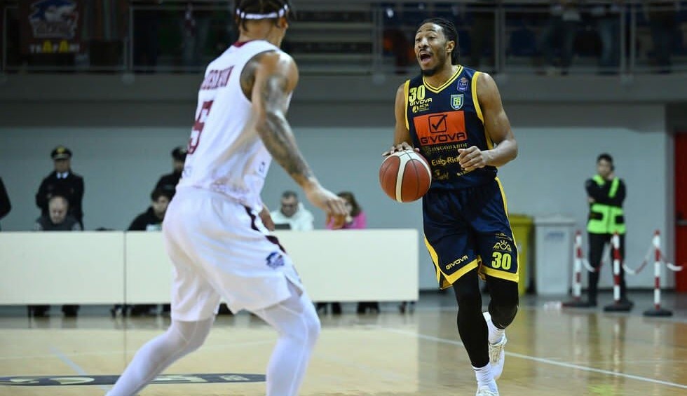 Άρης: Σε επαφές και με τον Στιούαρτ, «πάγωσε» του Γκριν