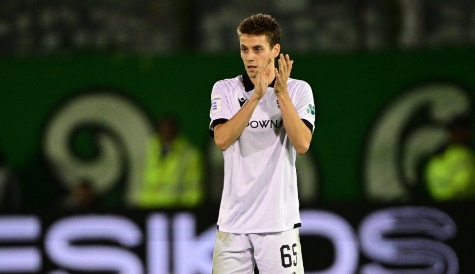 A generic square placeholder image with rounded corners in a figure.