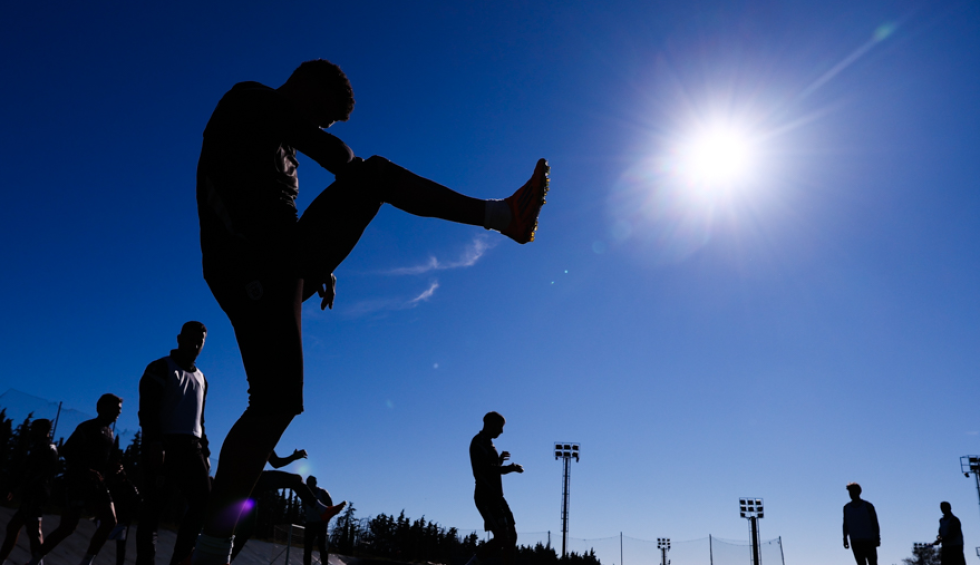 A generic square placeholder image with rounded corners in a figure.