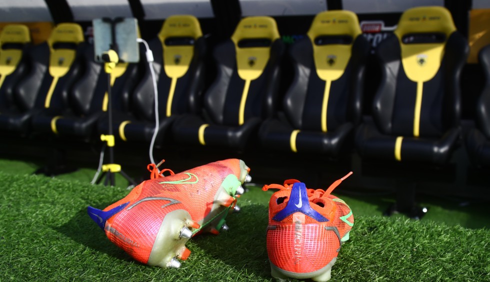 A generic square placeholder image with rounded corners in a figure.