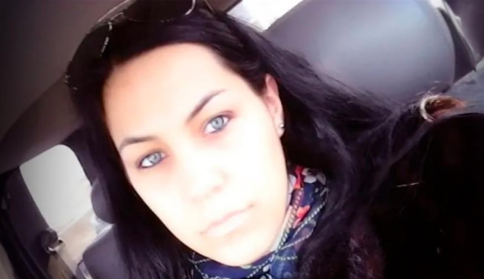 A generic square placeholder image with rounded corners in a figure.