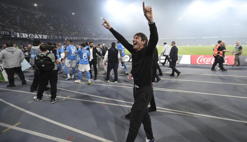 Νάπολι: «Θέλουμε νίκη για να την αφιερώσουμε στον Μαραντόνα»