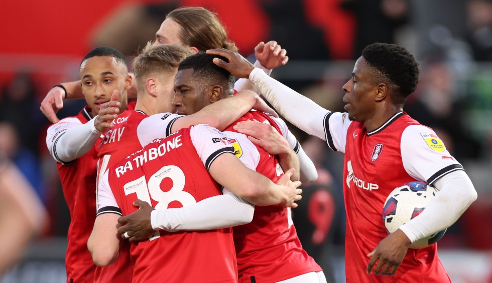 A generic square placeholder image with rounded corners in a figure.